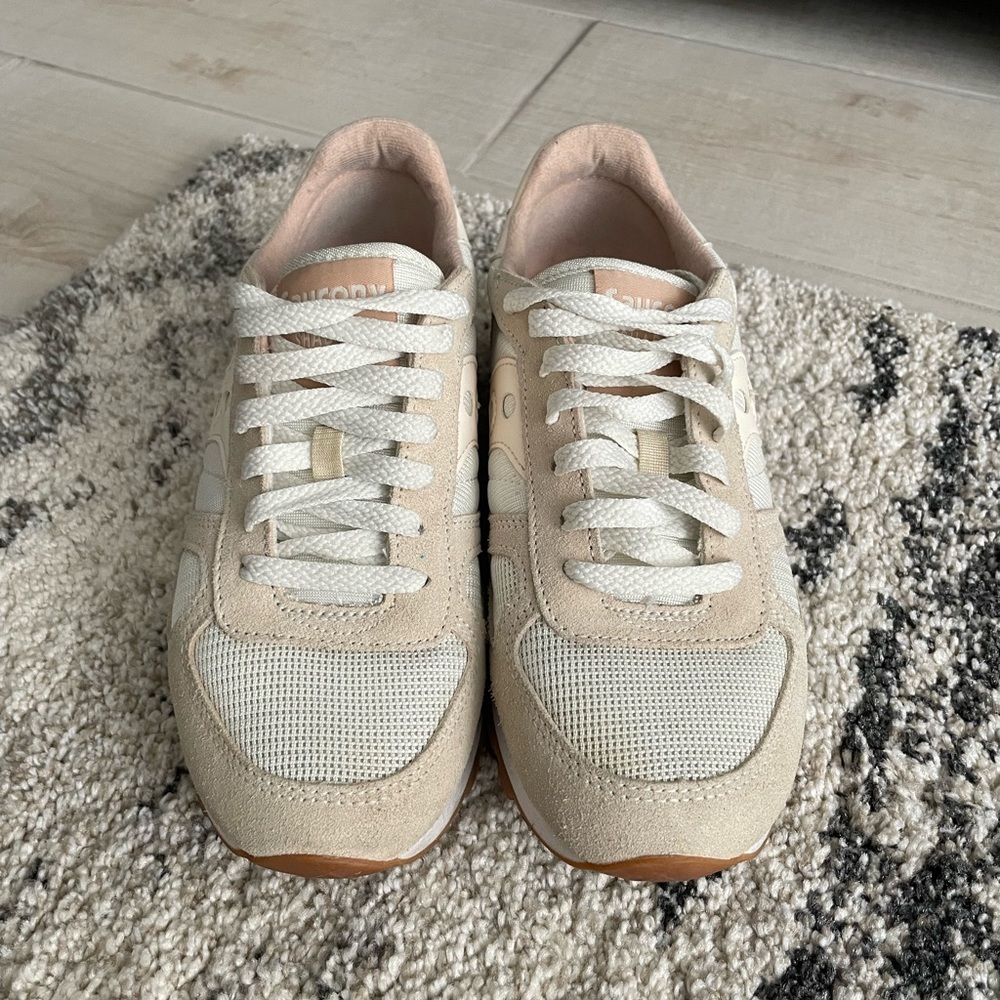 Saucony woman’s sneakers